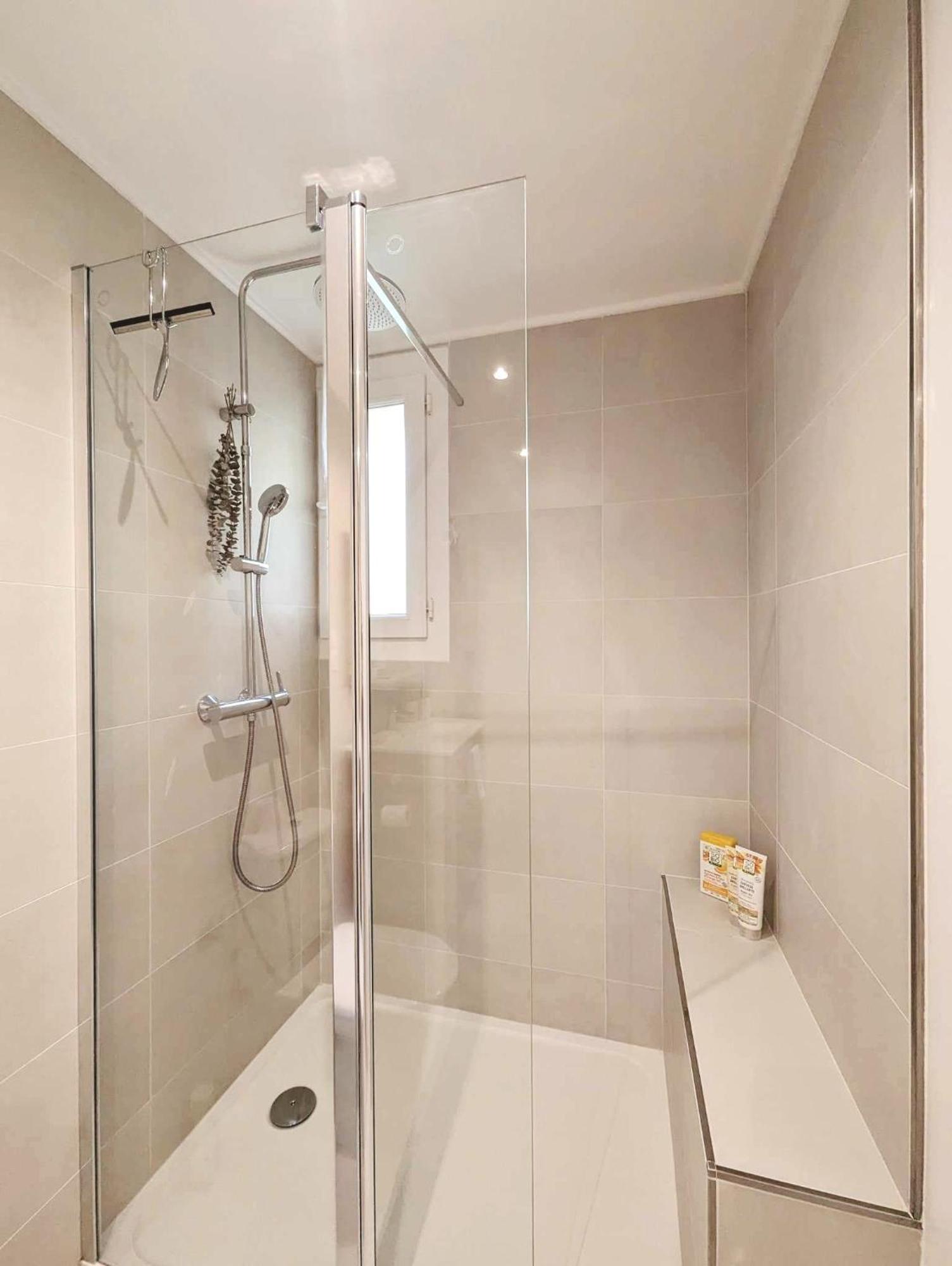 Parenthese Entre Pic Saint Loup Et Vignes - Meuble De Tourisme 3 Etoiles Apartment *